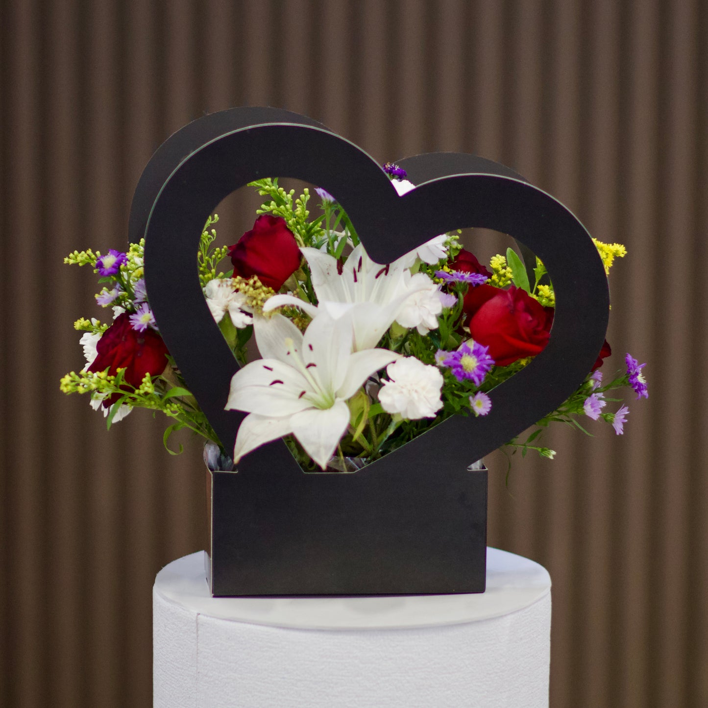Caja Floral Corazones Eternos