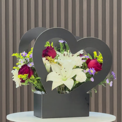 Caja Floral Corazones Eternos
